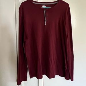 Old navy long sleeve Burgundy shirt size Medium